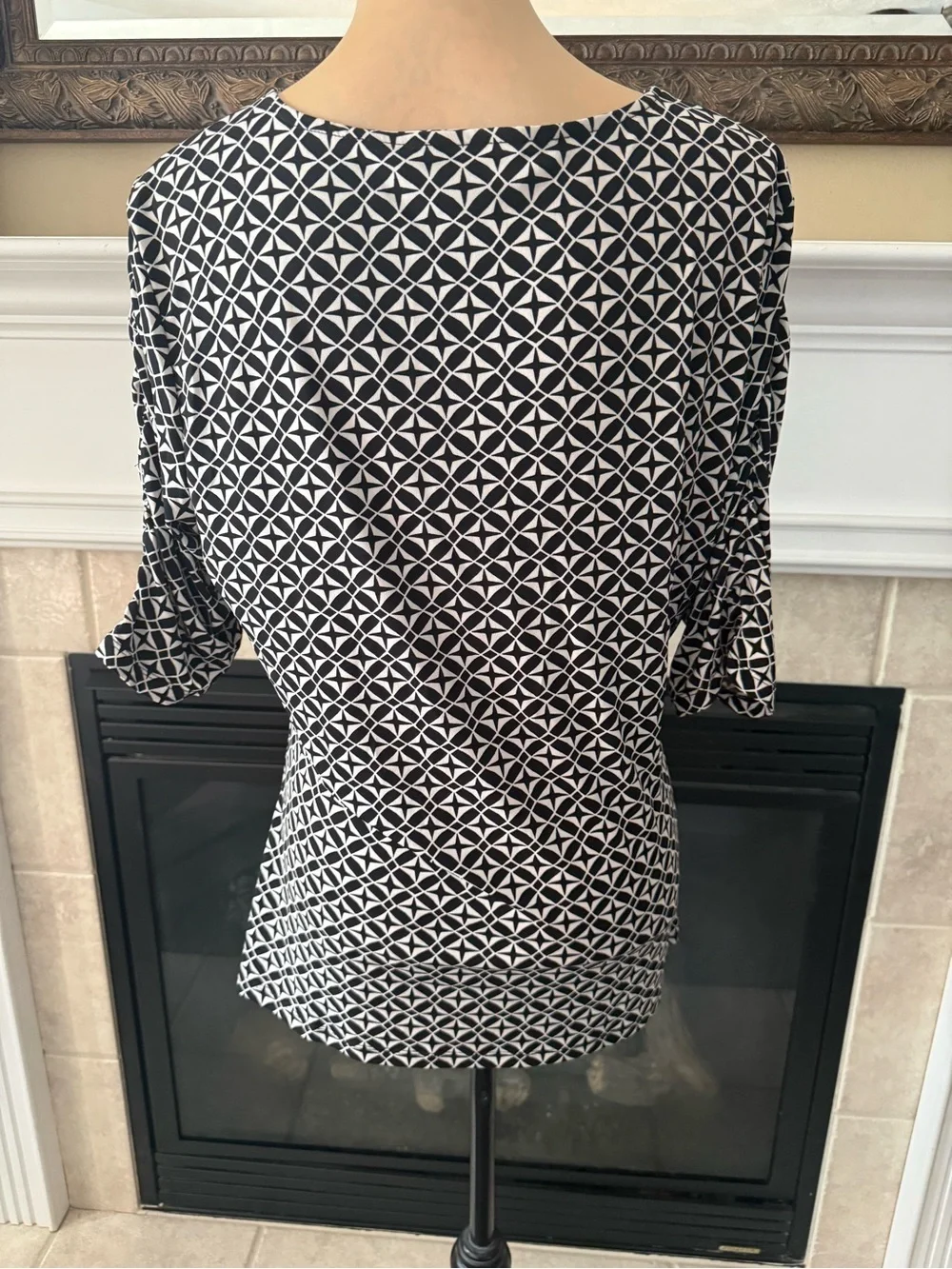 Style & Co Work Blouse Rushed Sleeves Crossed V Neck Size XLarge Black/White - Picture 4 of 5